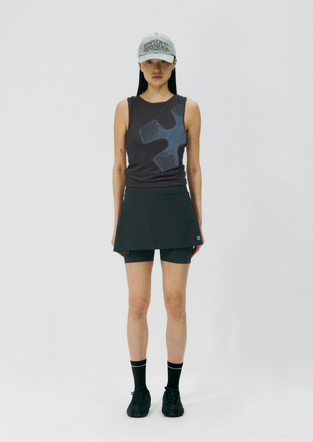 DARK GREY