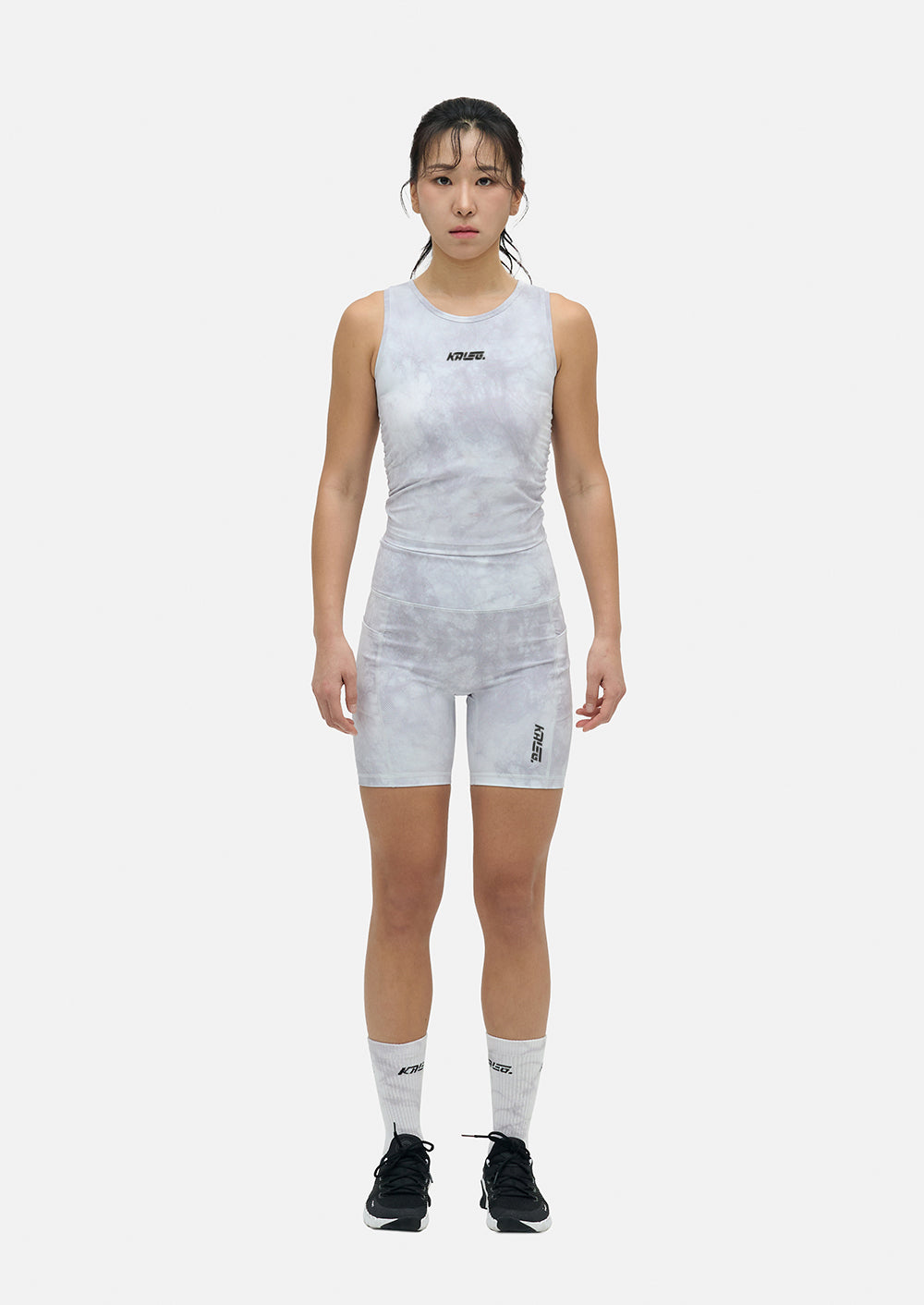 LIGHT GREY