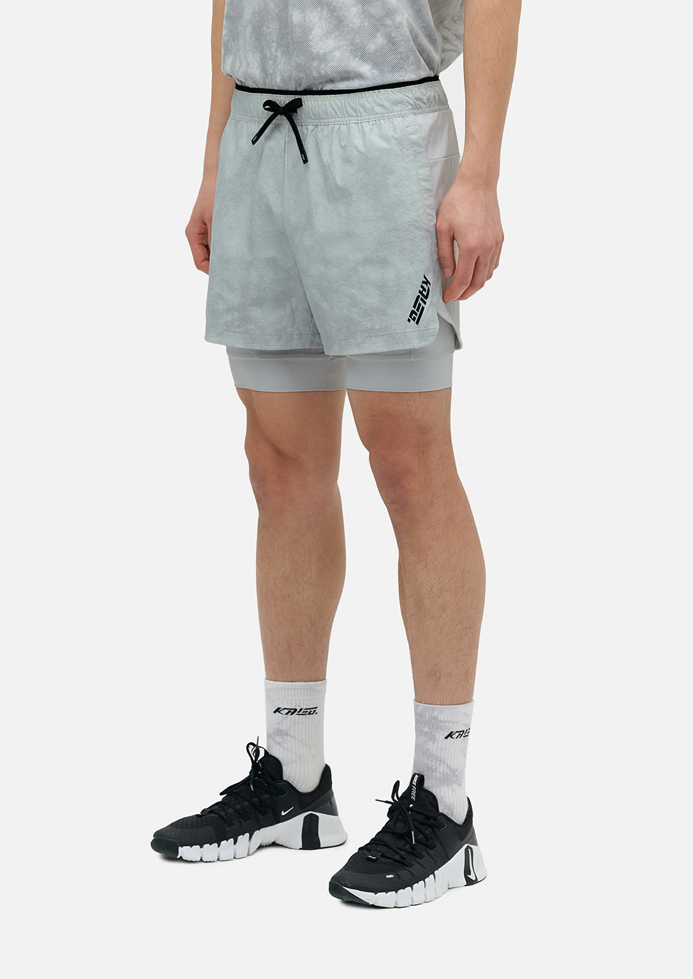LIGHT GREY