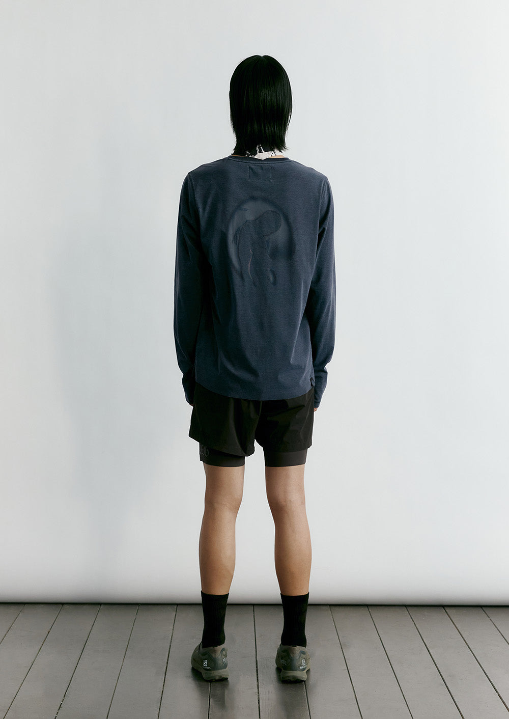 DARK GREY